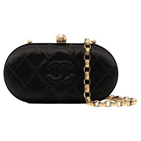 chanel clutch white|chanel vintage clutch with chain.